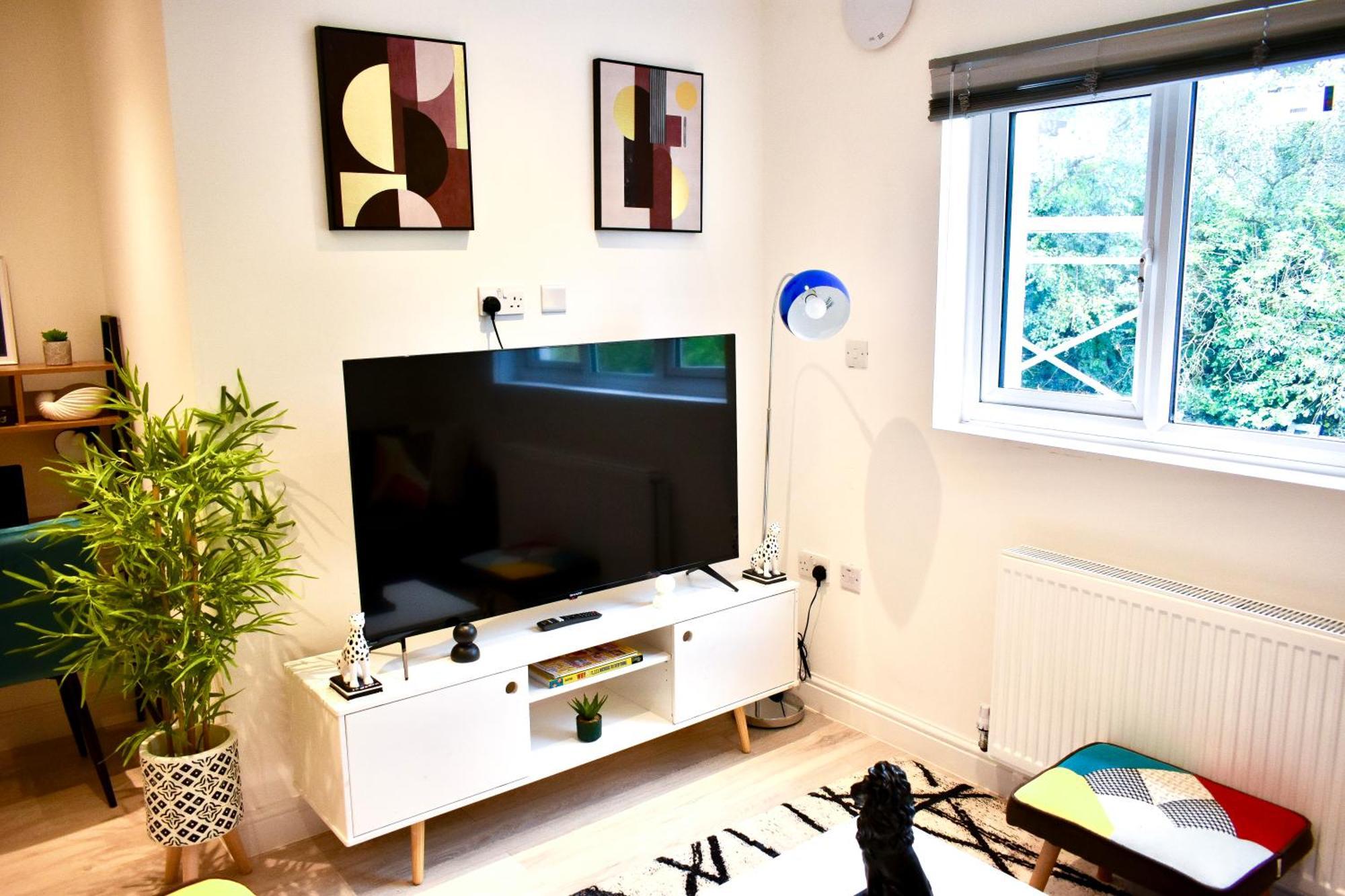Wembley Luxury: Two-bedroom With Parking * Londres