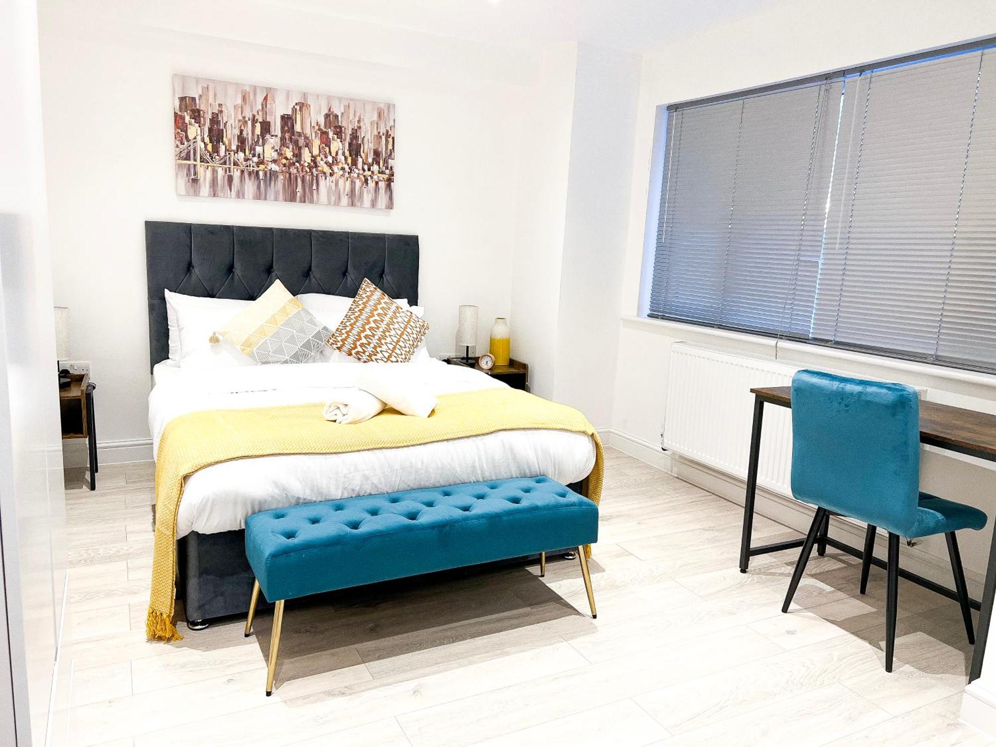 Wembley Luxury: Two-bedroom With Parking Apartamento